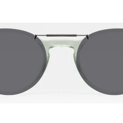Clip-on sunglasses for Converse CV5018 with a Spring bridge and Gray | Polarized | 14% Light Transmission lenses